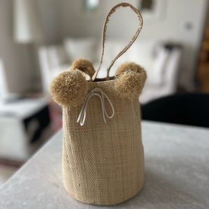 Handmade straw raffia pom pom bag
